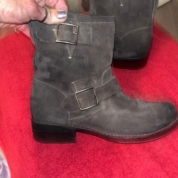 Frye gray suede buckled ankle boots, ladies size 8 - Picture 1 of 8